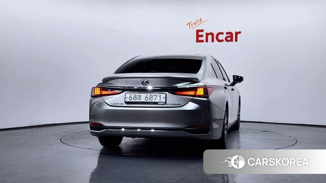 Lexus ES300h 7th generation id 4310645 из Кореи 26