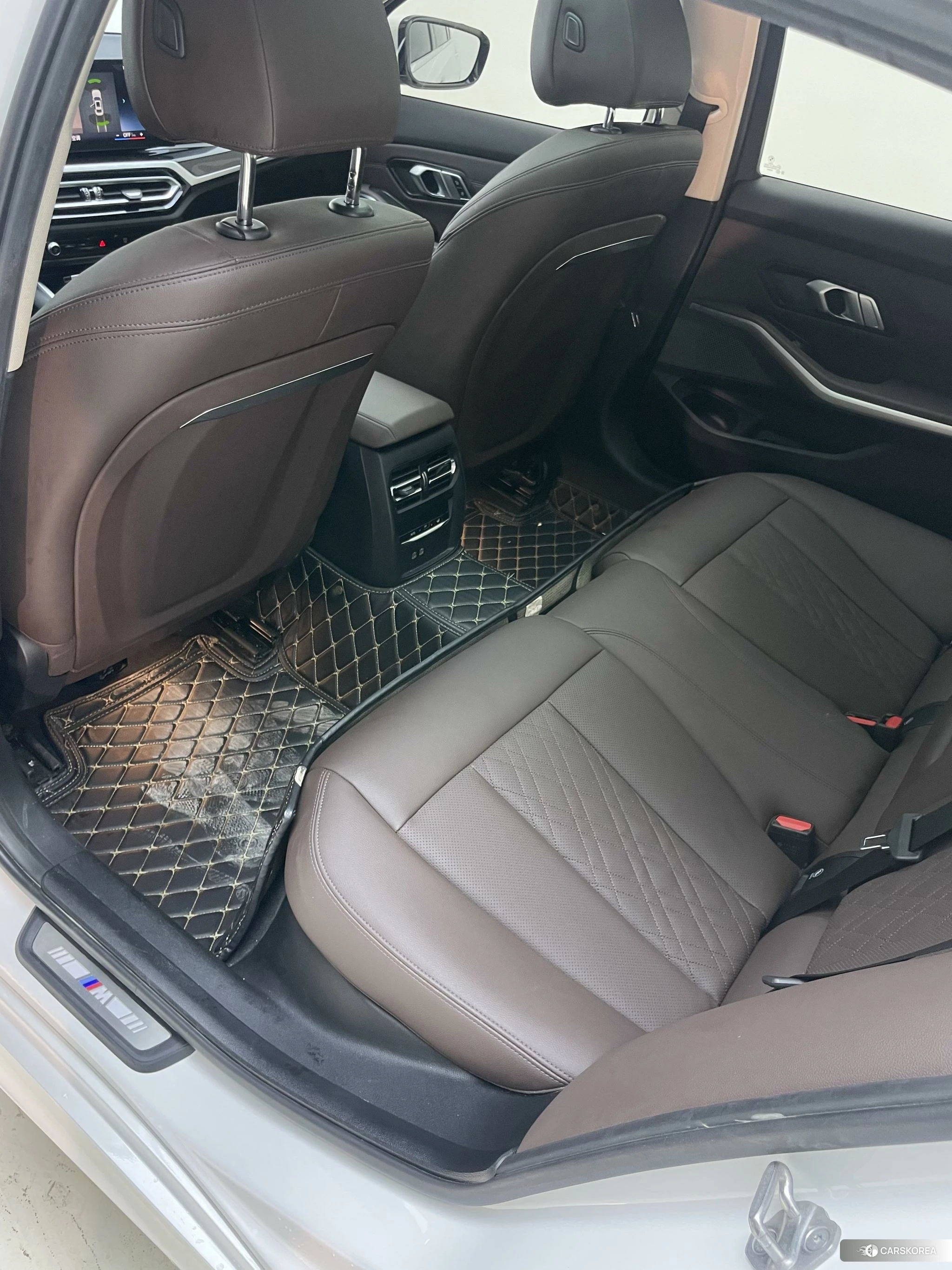 BMW 3 series id 4512826 из Китая 25