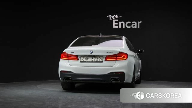 BMW 5 Series (G30) id 4246161 из Кореи 14