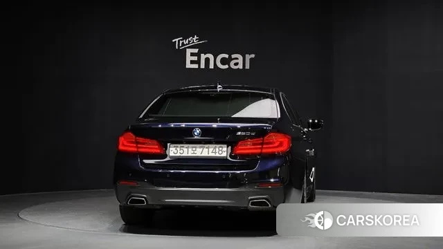 BMW 5 Series (G30) id 3520180 из Кореи 14