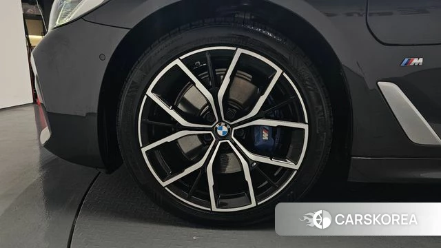 BMW 5 Series (G30) id 4586256 из Кореи 29