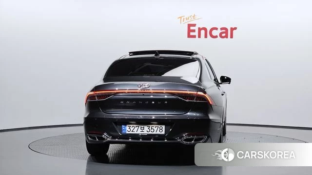 Hyundai The New Grandeur IG Hybrid id 4464764 из Кореи 28