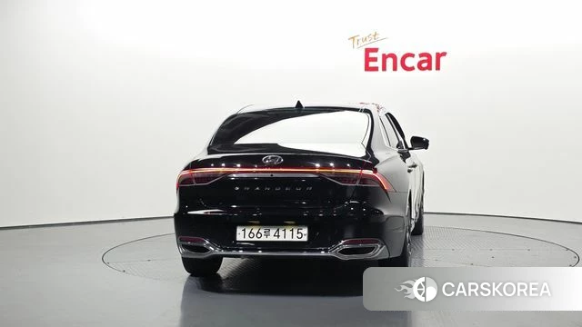 Hyundai The New Grandeur IG id 3911376 из Кореи 14