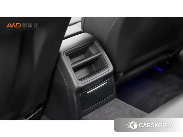 Audi A4L 2023 Белый из Китая, фото 4