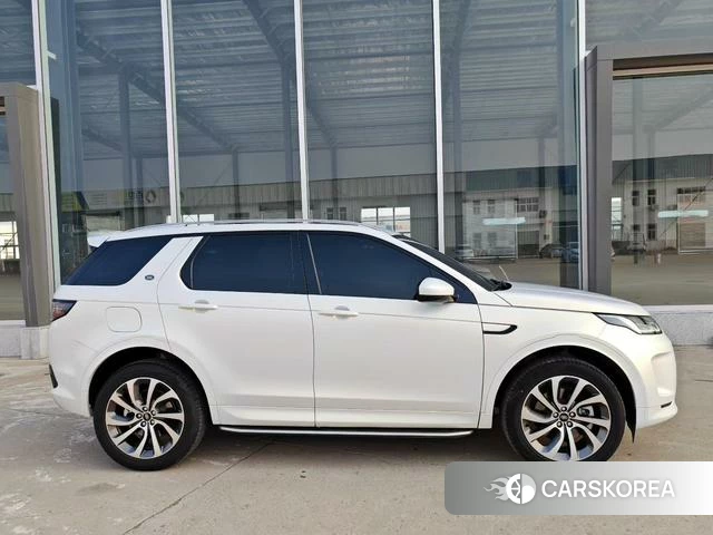 Land Rover Discover Sports PHEV 2023 Белый из Китая, фото 4