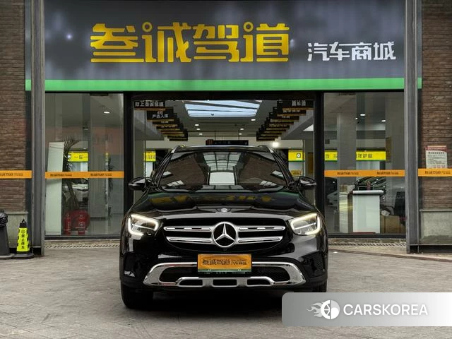 Mercedes-Benz GLC 2021 Черный из Китая, фото 4