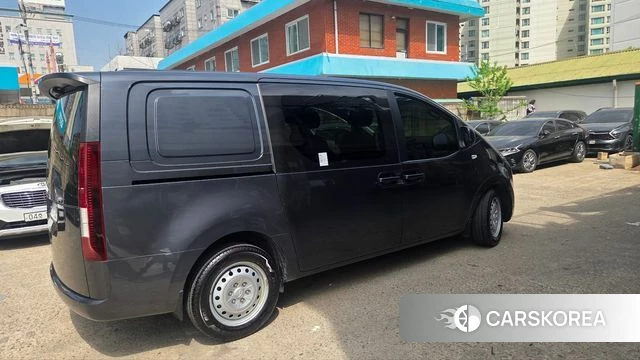 Hyundai Staria id 4223438 из Кореи 14