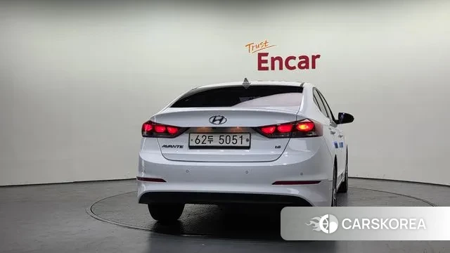 Hyundai Avante AD id 3742952 из Кореи 14