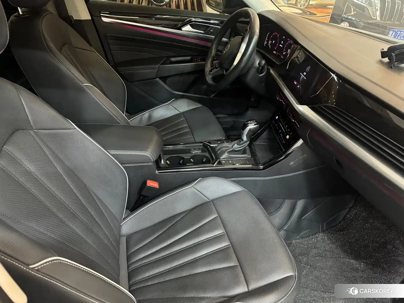 Volkswagen Passat id 4634789 из Китая 9