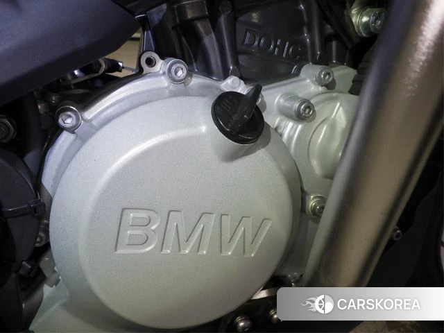 Engine photo