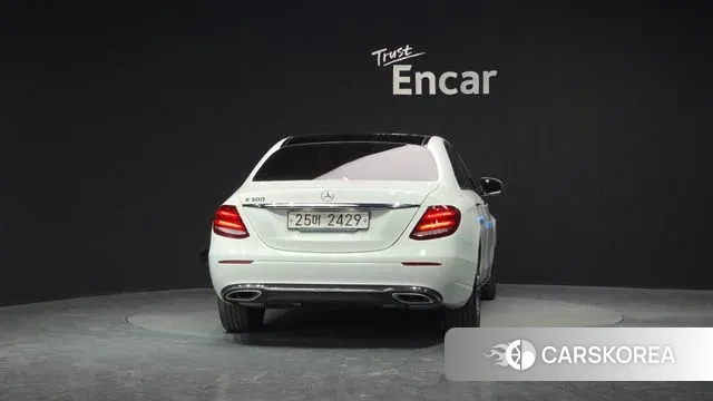 Mercedes-Benz E-Class W213 id 3434289 из Кореи 14