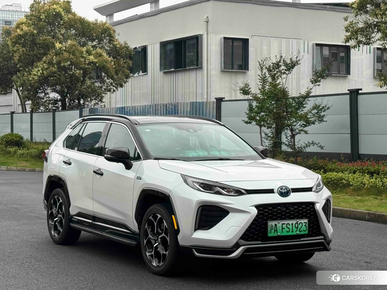 Toyota Weilanda PHEV id 4461964 из Китая 13