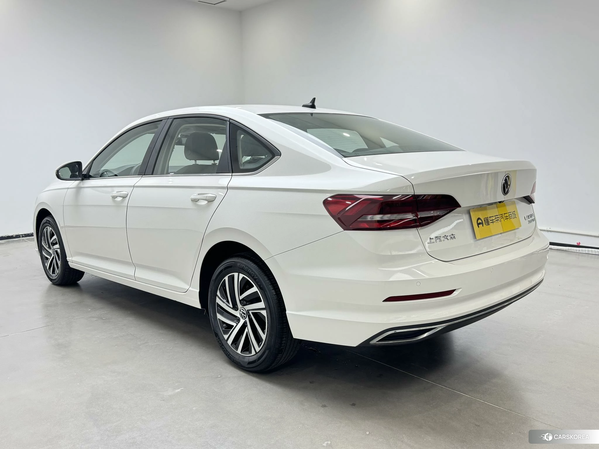 Volkswagen Lavida id 4512567 из Китая 14