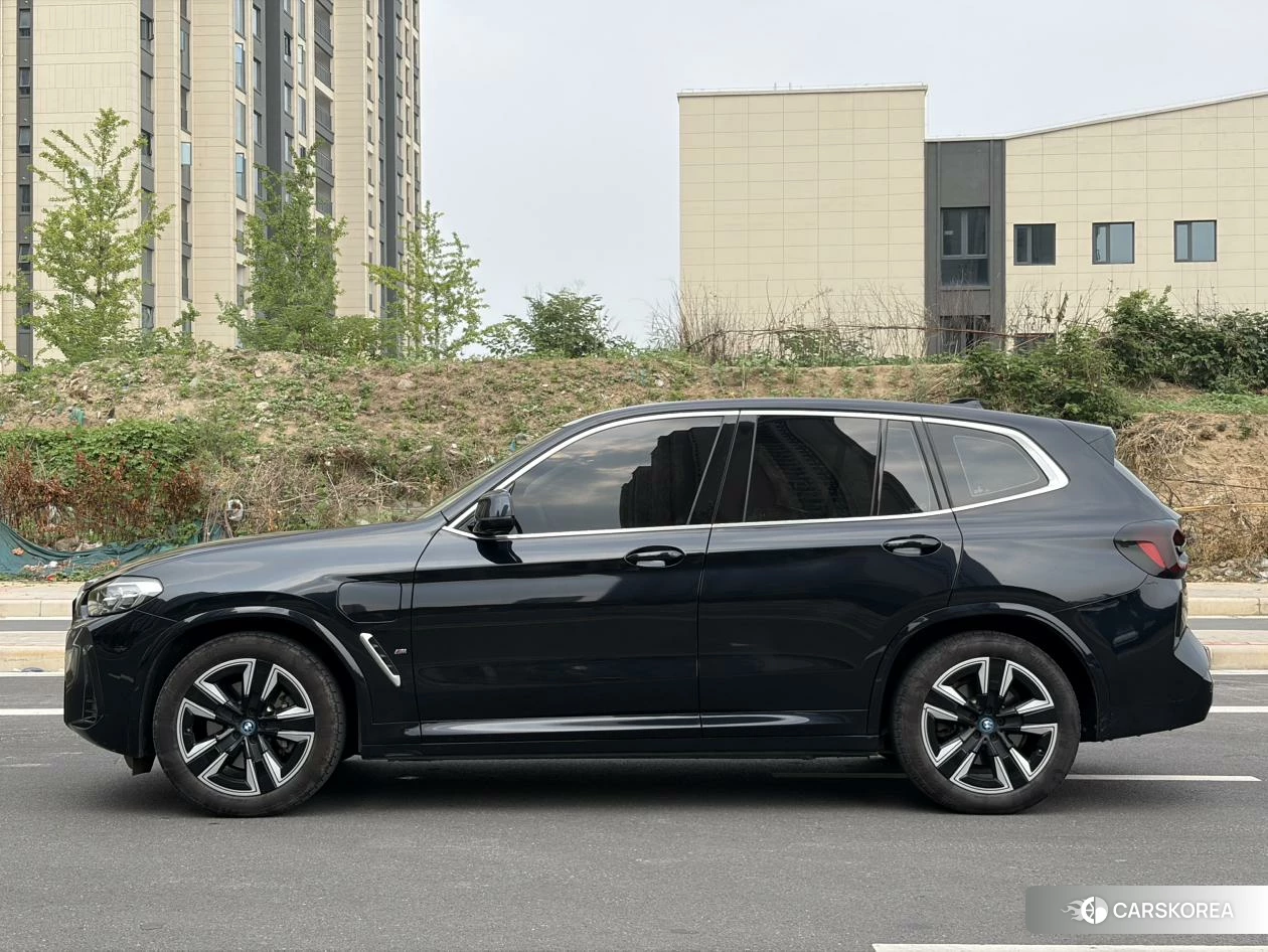 BMW iX3 2024 Черный из Китая, фото 6