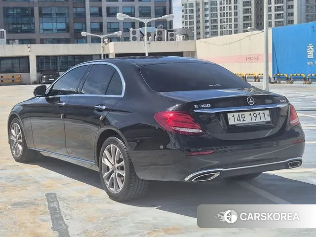 Mercedes-Benz E-Class W213 id 2981470 из Кореи 13