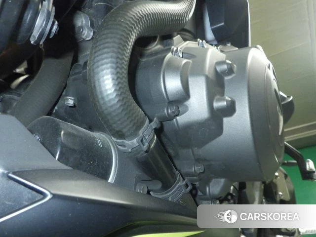 Engine photo