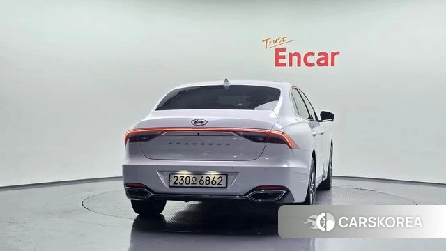 Hyundai The New Grandeur IG id 4764080 из Кореи 25