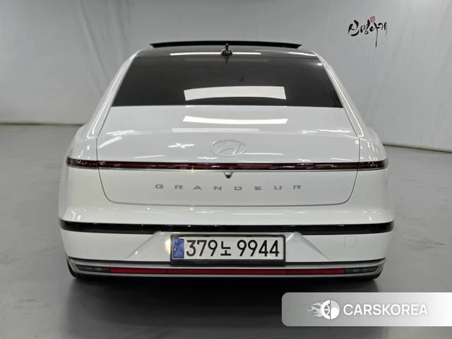 Hyundai Grandeur (GN7) id 4298658 из Кореи 14