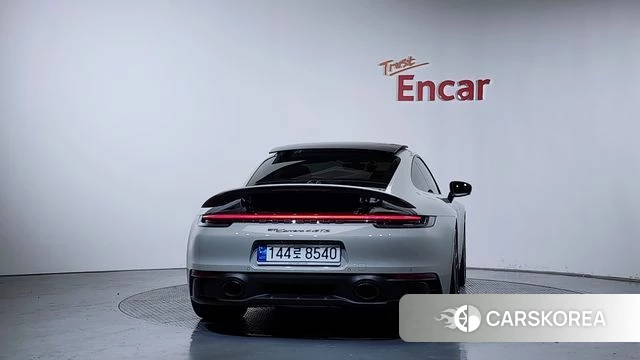 Porsche 911(992) id 4243905 из Кореи 26