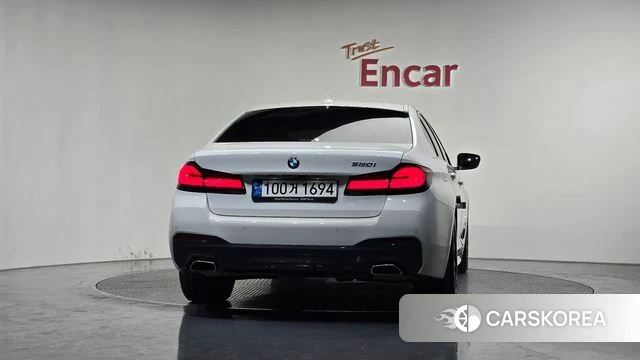 BMW 5 Series (G30) id 4202337 из Кореи 29