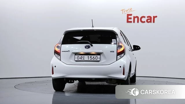 Toyota Prius C id 4491121 из Кореи 14