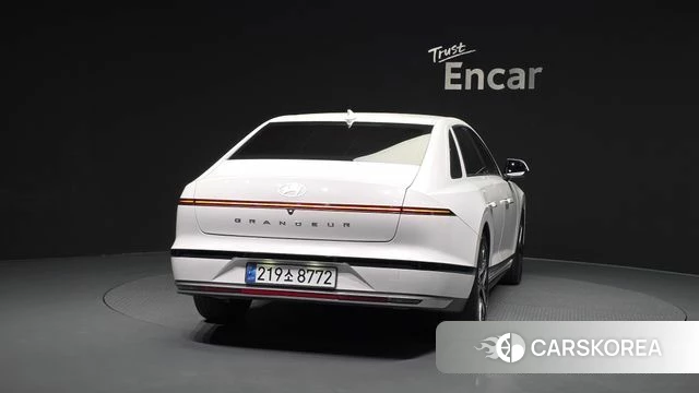 Hyundai Grandeur Hybrid (GN7) id 3934361 из Кореи 14