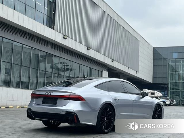 Audi A7 id 4290395 из Китая 9