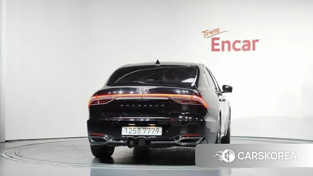 Hyundai The New Grandeur IG id 3893441 из Кореи 14