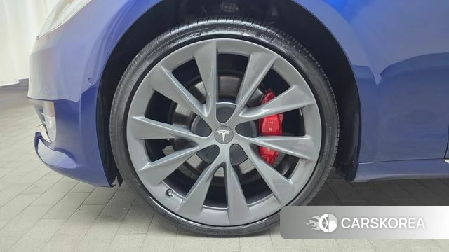 Tesla Model S id 4662721 из Кореи 26
