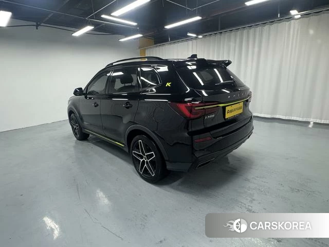 Roewe RX5 id 4229206 из Китая 14