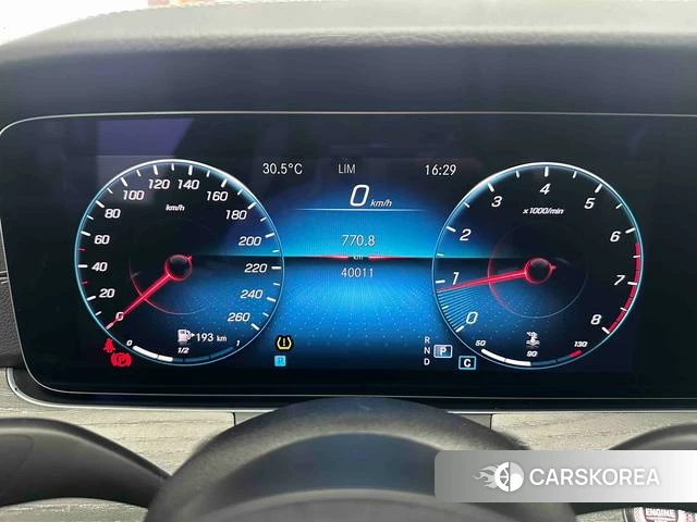 Mercedes-Benz E-class id 4257037 из Китая 14