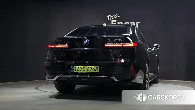 BMW 7 Series (G70) id 4539727 из Кореи 27