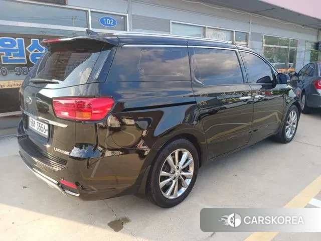 Kia The New Carnival id 3125512 из Кореи 12