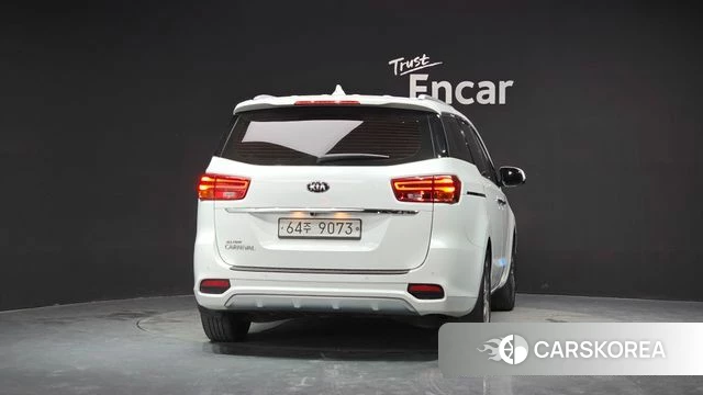 Kia The New Carnival id 3924976 из Кореи 14