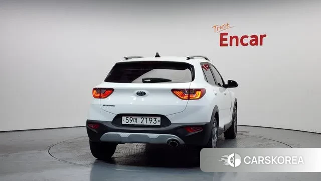 Kia Stonic id 3593364 из Кореи 14