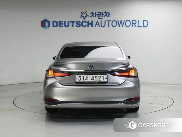 Lexus ES300h 7th generation id 4837012 из Кореи 10