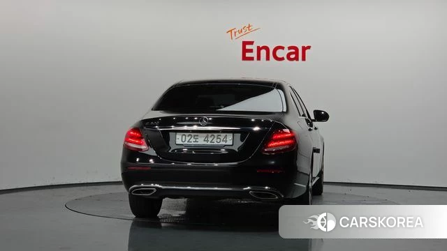 Mercedes-Benz E-Class W213 id 4658356 из Кореи 31