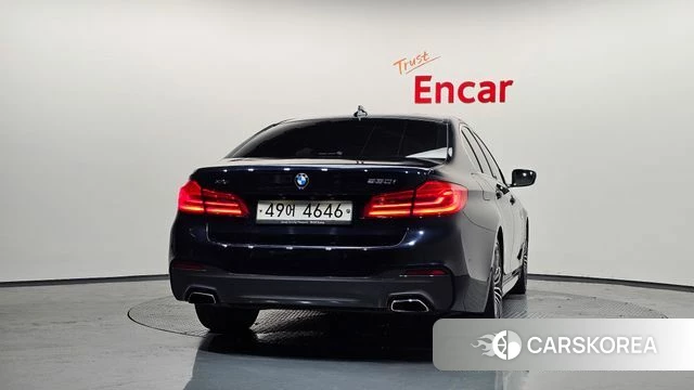 BMW 5 Series (G30) id 4551674 из Кореи 14