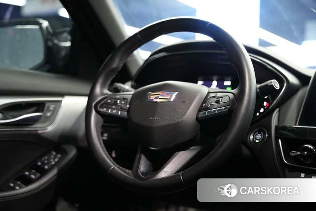 Cadillac CT5 id 4238541 из Китая 19