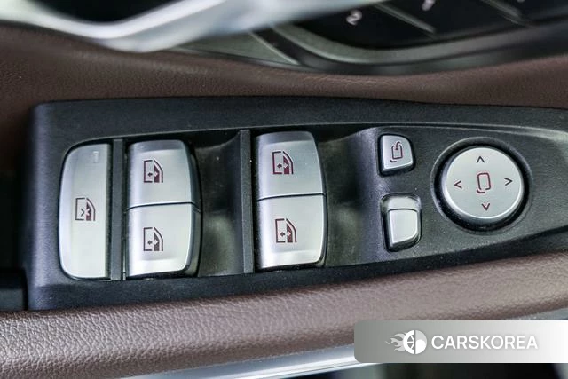 BMW 3 series id 4366089 из Китая 19