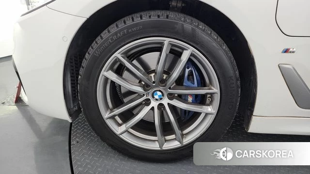 BMW 5 Series (G30) id 3885647 из Кореи 14