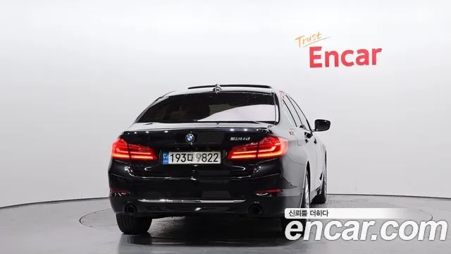 BMW 5 Series (G30) id 2860703 из Кореи 14