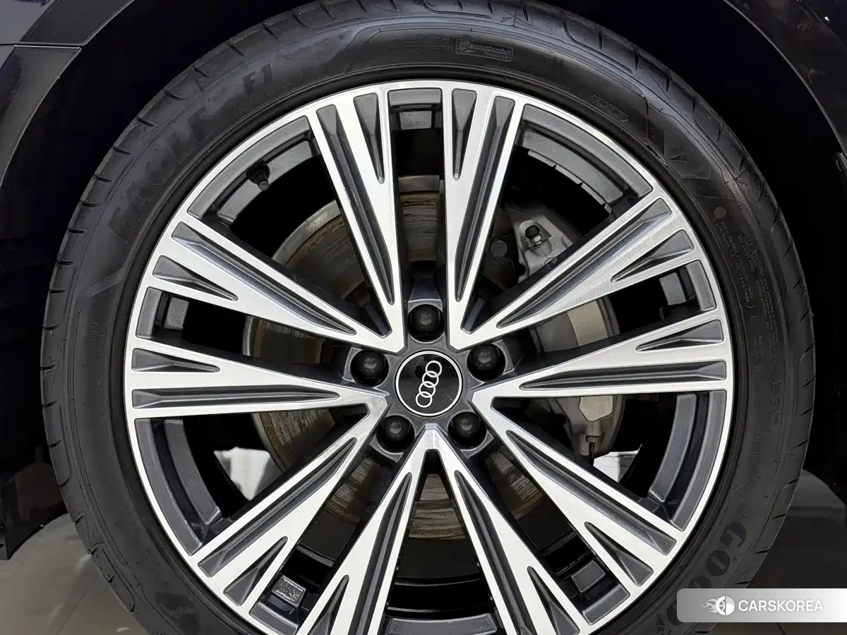 Audi A6L 2026 Черный из Китая, фото 4