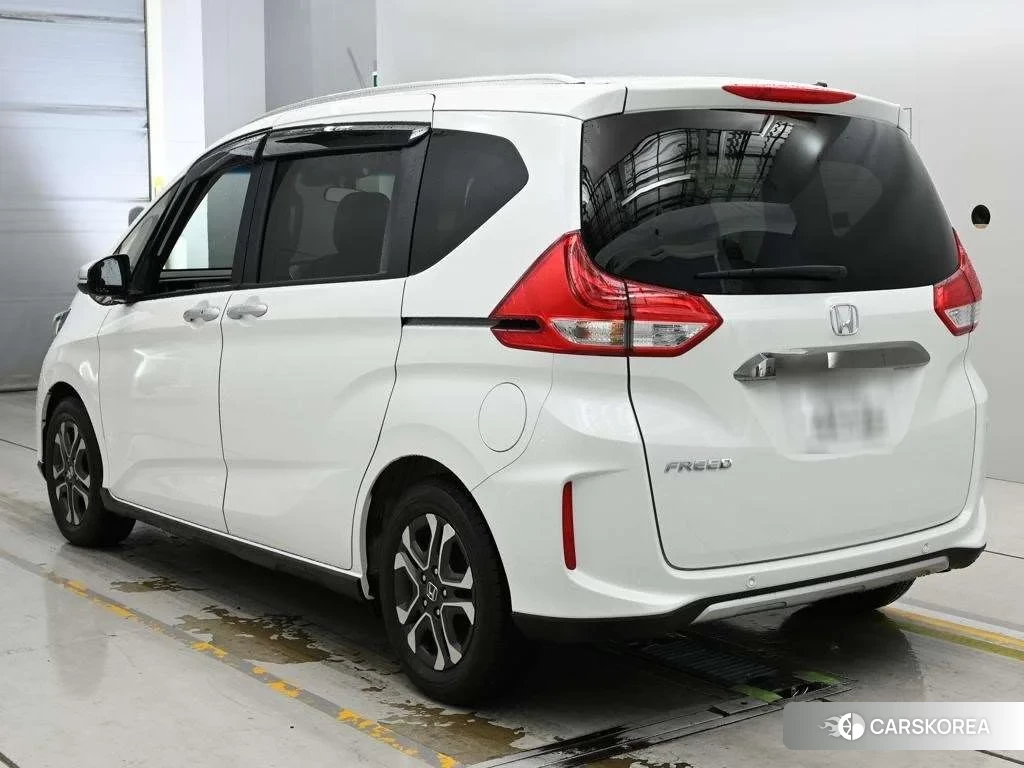 Honda Freed 2023 из Японии, фото 4