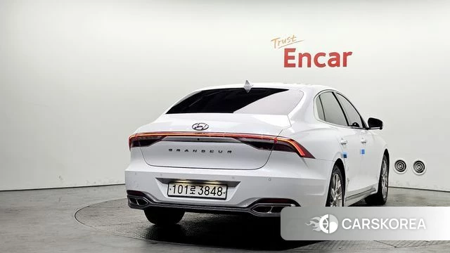 Hyundai The New Grandeur IG Hybrid id 3941311 из Кореи 14