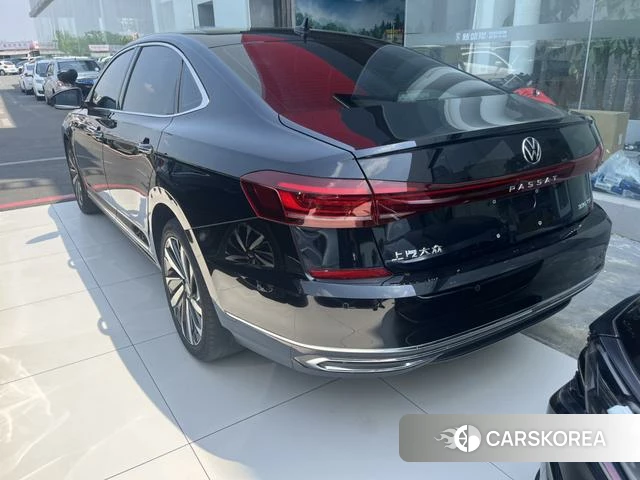 Volkswagen Passat 2022 Черный из Китая, фото 4
