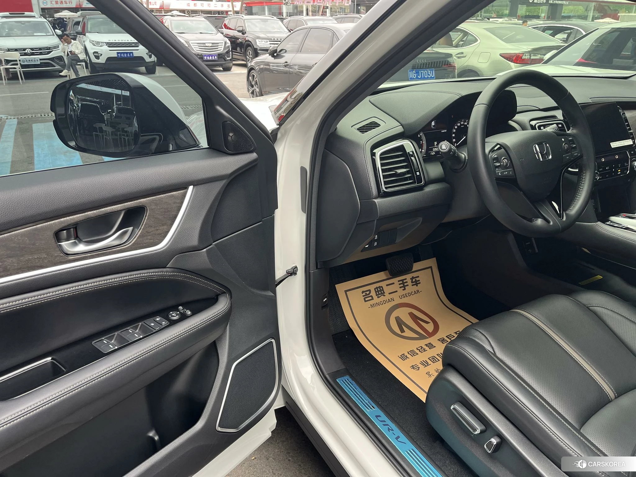 Honda UR-V id 4440454 из Китая 14