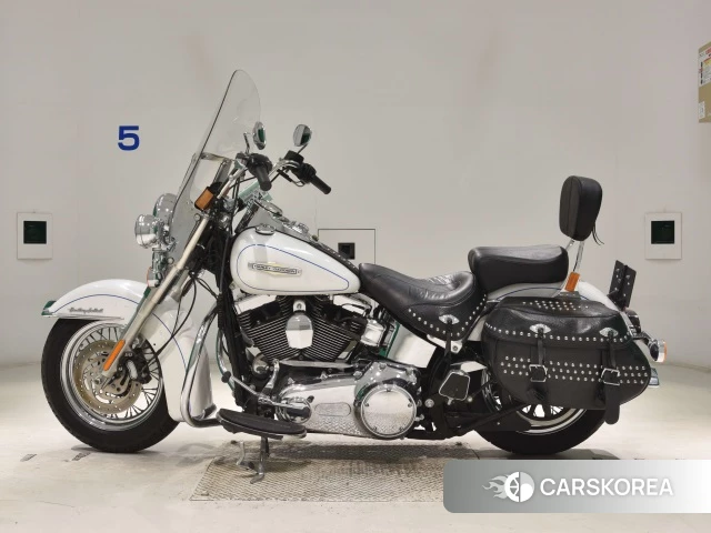 Проданный Harley-Davidson Heritage Softail Classic FLSTC1580 2012 из Японии, фото 2