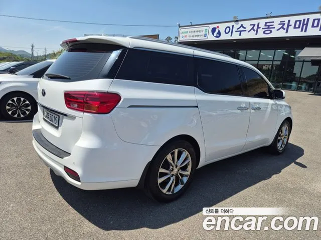 Kia The New Carnival id 2684246 из Кореи 14