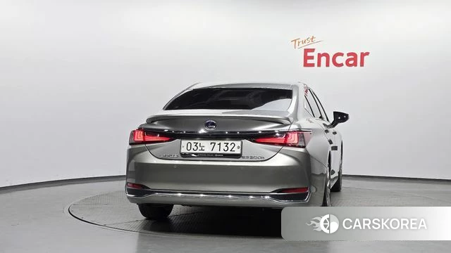 Lexus ES300h 7th generation id 4188373 из Кореи 24